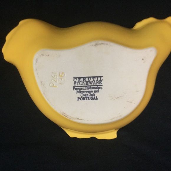 Cerutil Portugal Stoneware Yellow Chicken Dish - Picture 2 of 7